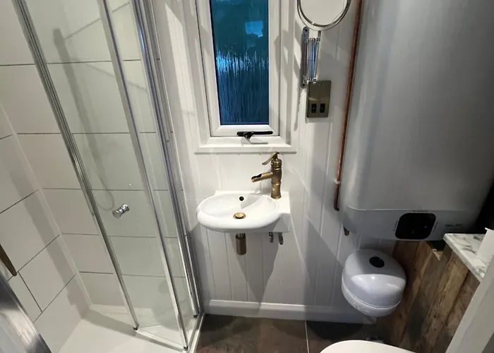 Lodge The Shepherd's Nest Bristol