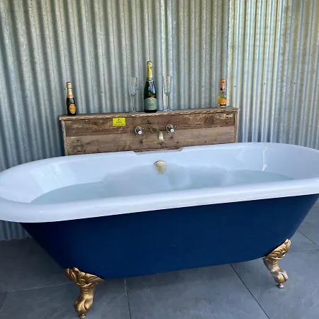 The Shepherd's Nest بيت خشبي *